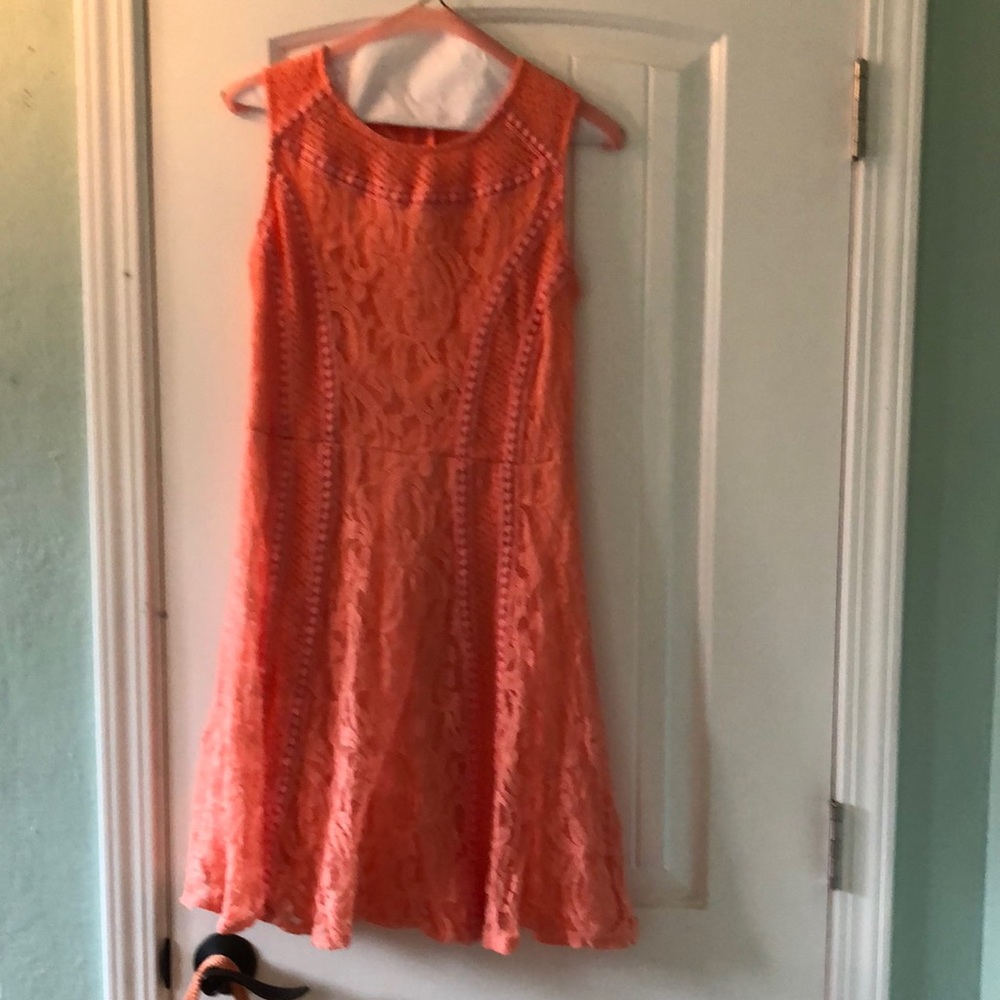 Peachy- tangerine Lacey stretch sleeveless dress size 4 by Cato Est. 1946